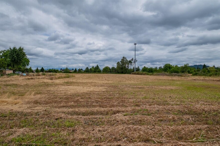 More Photos Of TID: 949909 Hansard ave, Lebanon Land For Sale