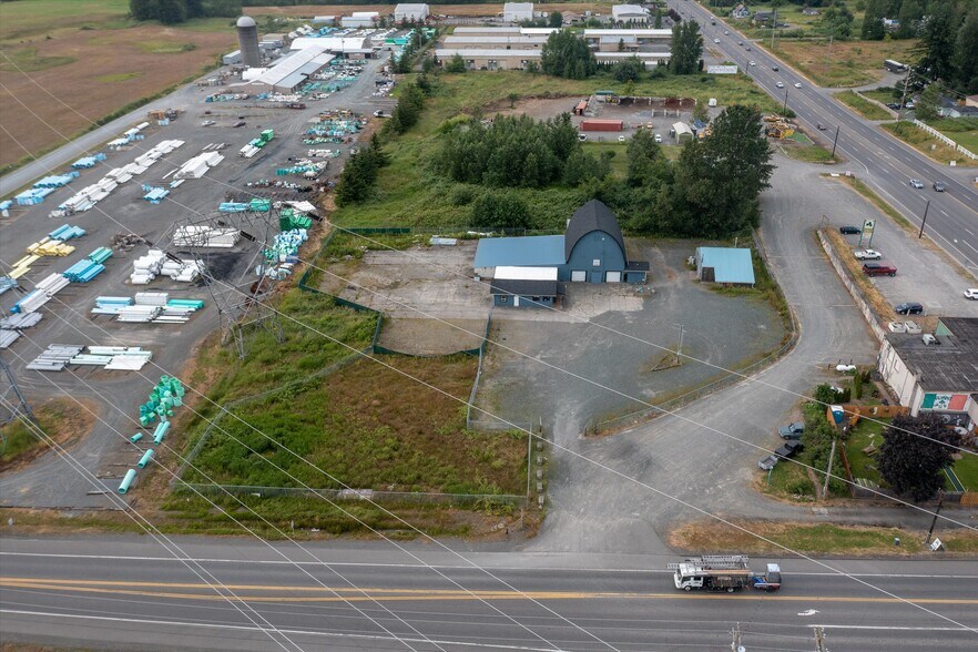 More Photos Of 120 W Smith Rd, Bellingham Service For Sale