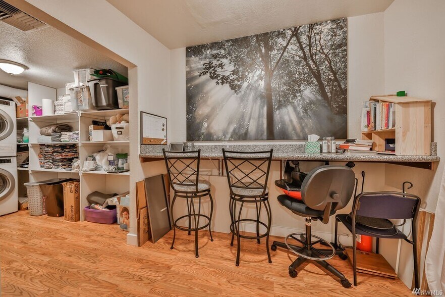 More Photos Of 4008 S Pine St, Tacoma Office Residential For Sale