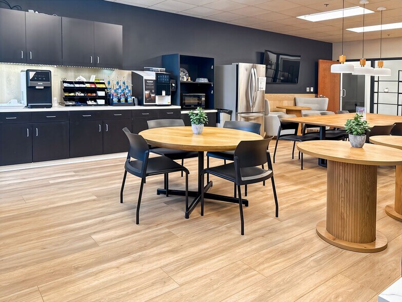 More Photos Of 5225 Tech Data Dr, Clearwater Coworking Space