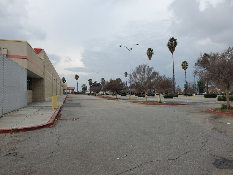 More Photos Of 1625 W Redlands Blvd, Redlands Freestanding For Sale