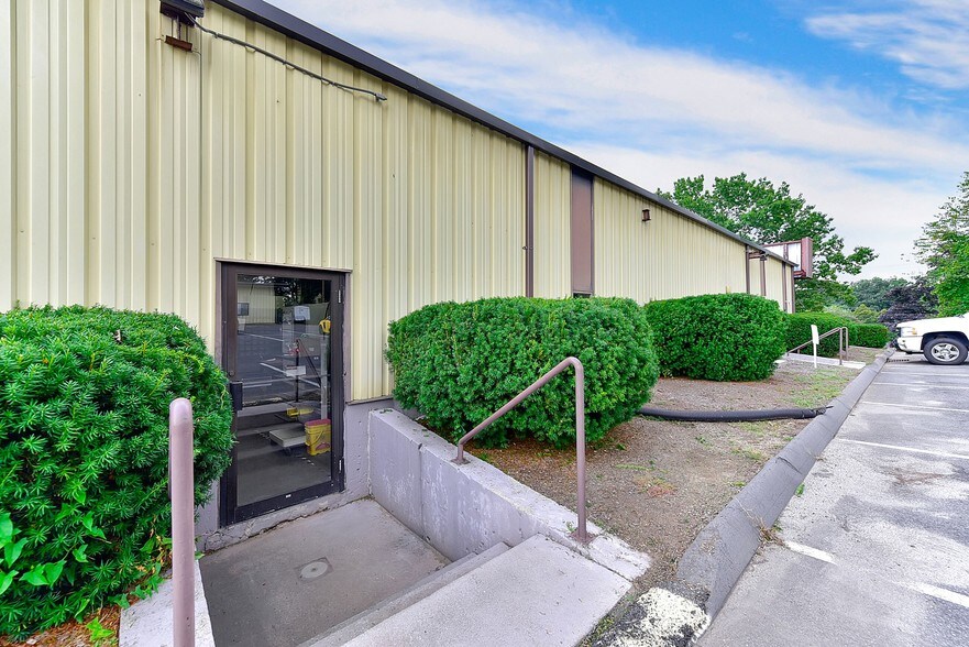 More Photos Of 938 Suffield St, Agawam Industrial For Sale