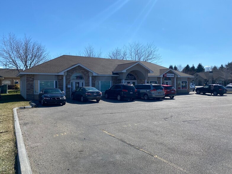 More Photos Of 2450 E 25th St, Idaho Falls Storefront For Lease