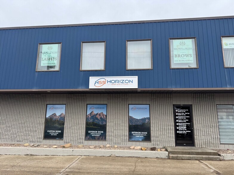 More Photos Of 9848 33 Av NW, Edmonton Office For Lease