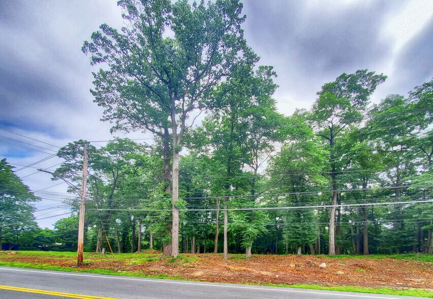 More Photos Of 529-539 US Route 9W, Upper Nyack Land For Sale