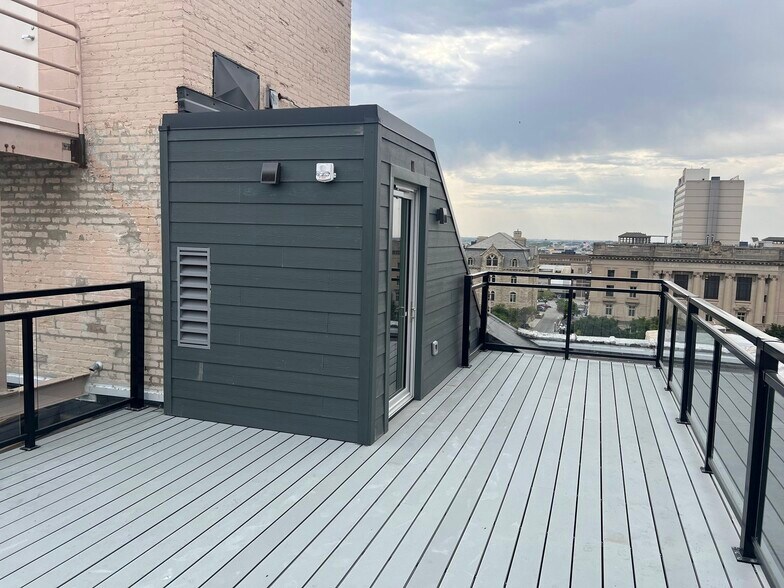More Photos Of 1040 O St, Lincoln Office For Sale