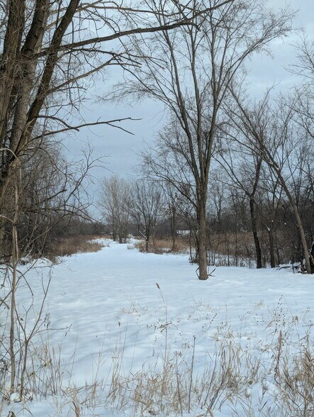 More Photos Of 22505 State St, Steger Land For Lease