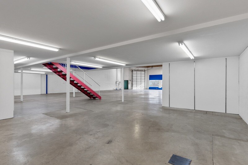More Photos Of 360 Spedding Crt, Kelowna Warehouse For Sale