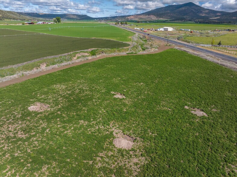 More Photos Of 7555 Madras-Prineville hwy, Madras Land For Sale