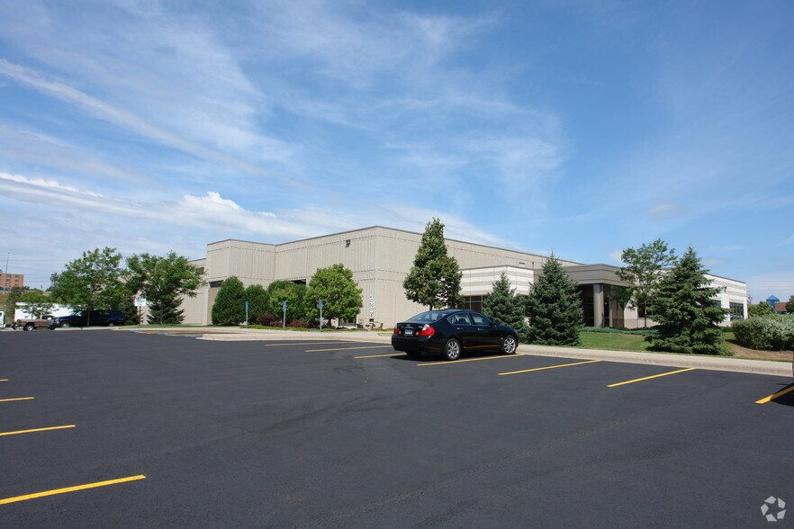 More Photos Of 735 Olive St, Saint Paul Manufacturing For Lease