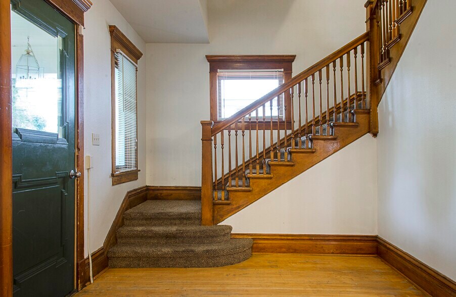 More Photos Of 1139 12th St, Boulder Apartments For Sale