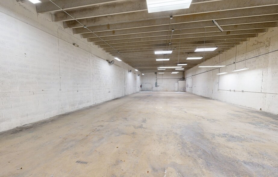 More Photos Of 10700-10736 SW 188th St, Miami Unknown For Lease