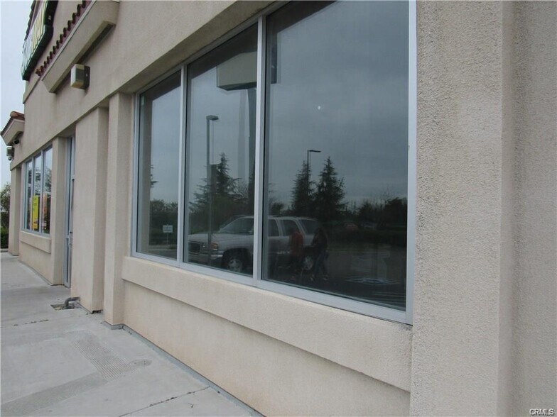 More Photos Of 483 Joseph Gallo Ct, Livingston Freestanding For Lease