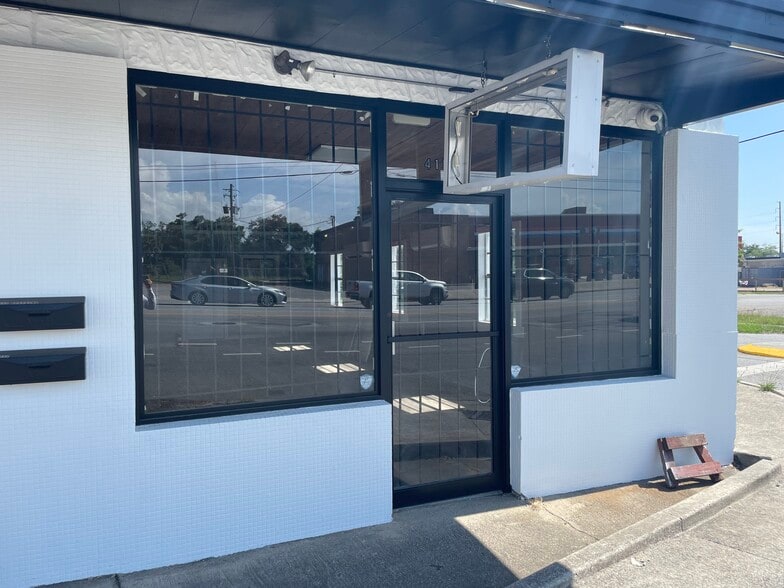 More Photos Of 4113-4117 Barrancas Ave, Pensacola Storefront For Lease
