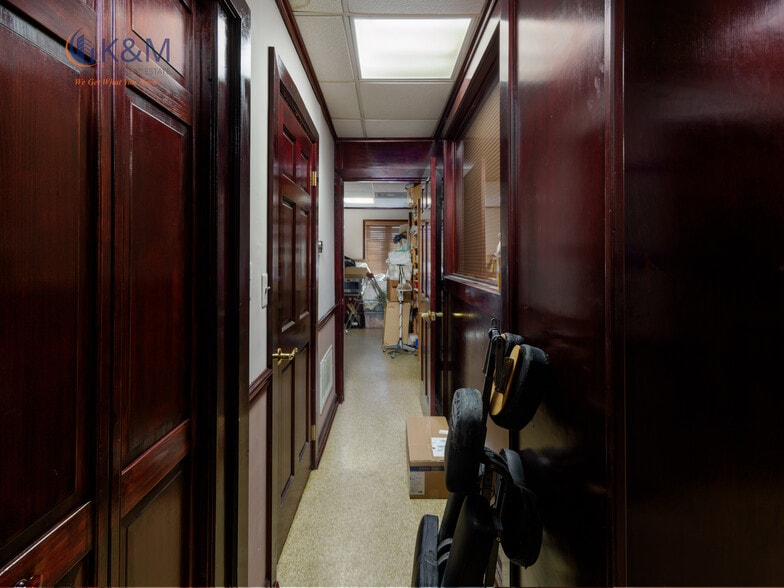 More Photos Of 9522 State Route 29, Fairfax Loft Creative Space For Sale