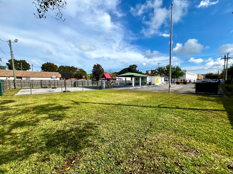 More Photos Of 5703 SW 17th St, Miami Daycare Center For Sale