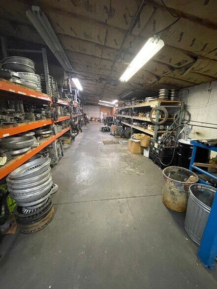 More Photos Of 5209 E Railroad Ave, Spokane Service For Sale