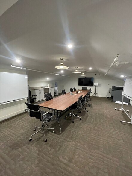 More Photos Of 1000 Carlisle Ave, Richmond Apartments For Lease