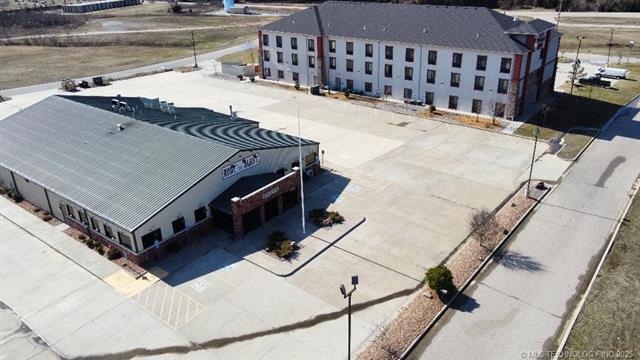 More Photos Of 207 Commerce Dr, Wewoka Restaurant For Sale