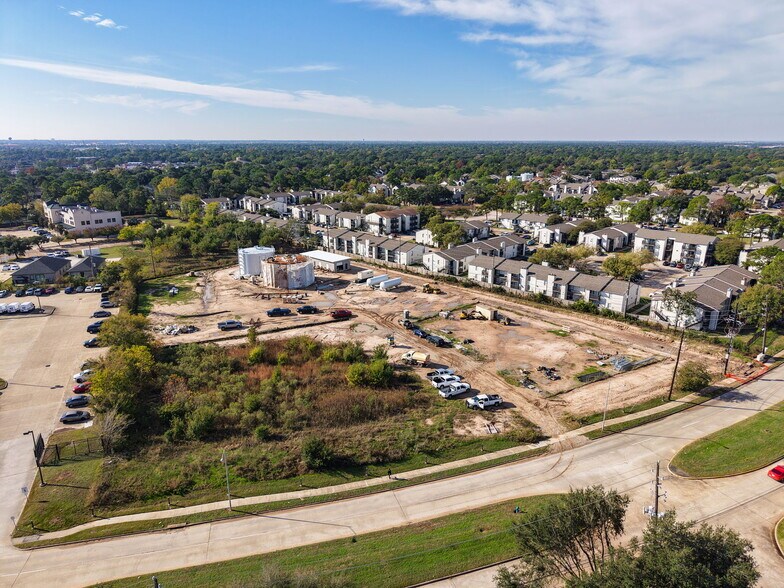 More Photos Of 15200 Point NW blvd, Houston Land For Sale