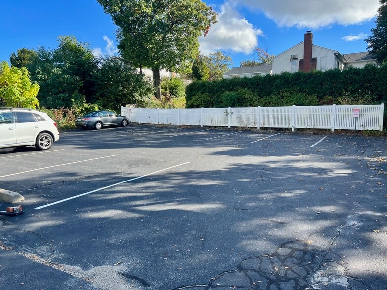 More Photos Of 892-894 Oaklawn Ave, Cranston Office Residential For Sale