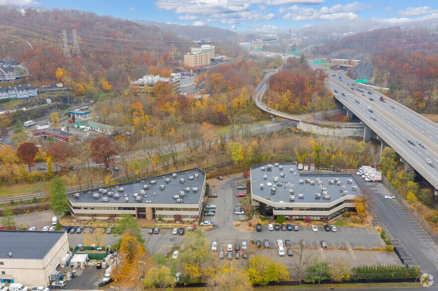 More Photos Of 3 W Main St, Elmsford Unknown For Lease