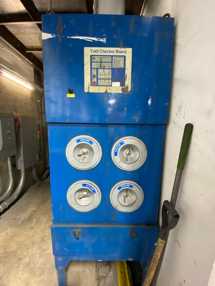 More Photos Of 5295 NW 163rd St, Miami Lakes Warehouse For Lease