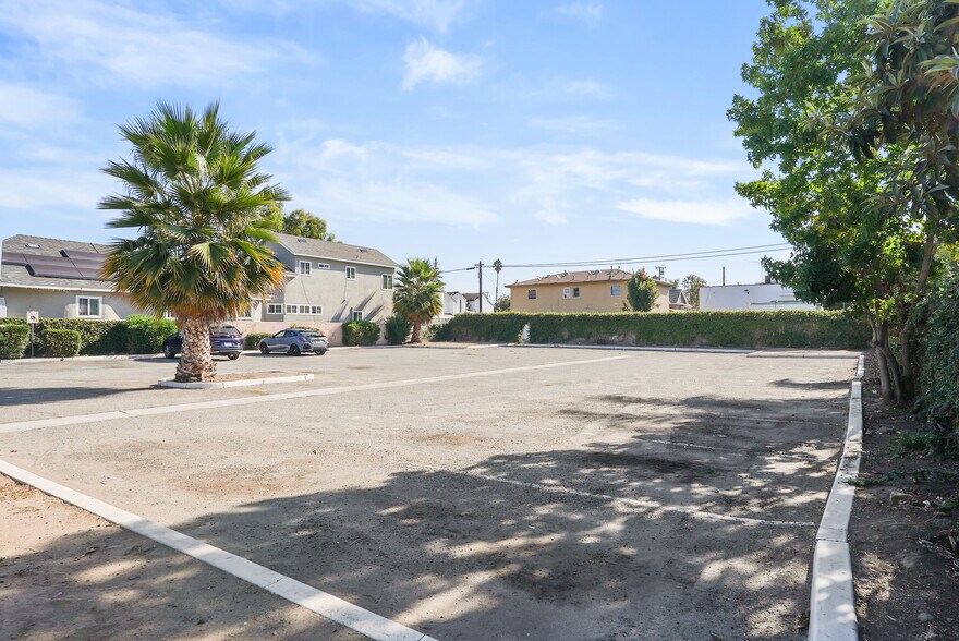More Photos Of 835-839 N Parton St, Santa Ana Land For Sale