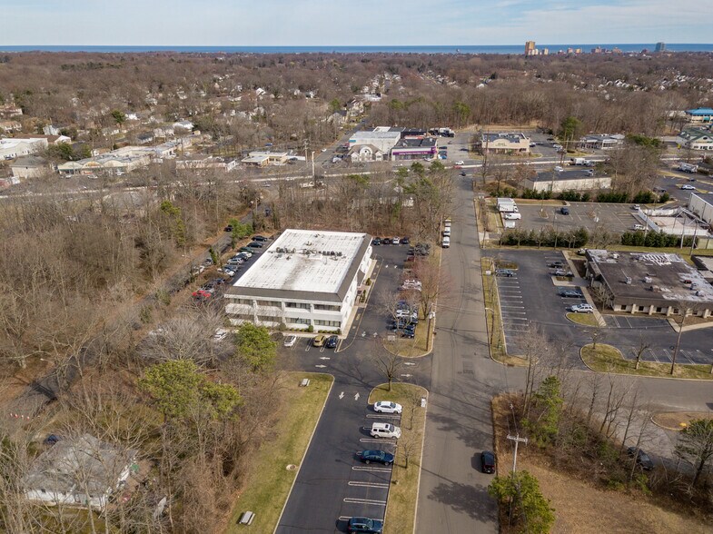 More Photos Of 1500 Lawrence Ave, Ocean Office For Lease