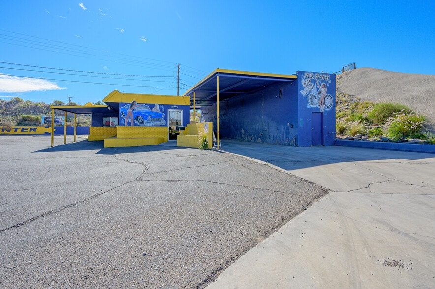 More Photos Of 1770 Highway 95, Bullhead City Specialty For Sale