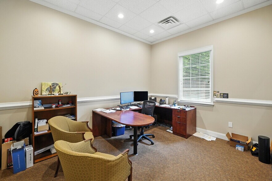 More Photos Of 4385 Kimball Bridge Rd, Alpharetta Medical For Lease