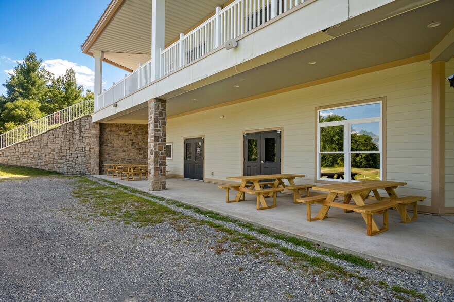 More Photos Of 4100 Adventure Base Rd, Radford Specialty For Sale