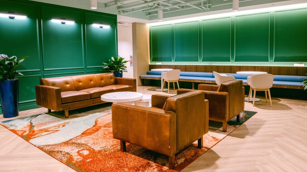 More Photos Of 1717 K St NW, Washington Coworking Space