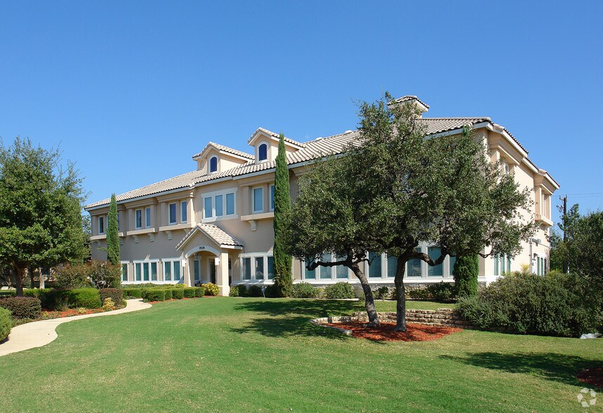 More Photos Of 19230 Stonehue, San Antonio Medical For Lease