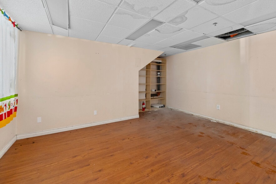 More Photos Of 8132 Garden Grove Blvd, Garden Grove Religious Facility For Sale