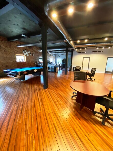 More Photos Of 287 S Main St, Lambertville Office For Lease