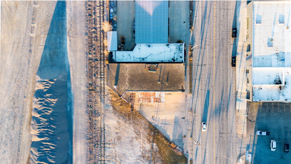 More Photos Of 3054 Southwest Blvd, Kansas City Warehouse For Sale