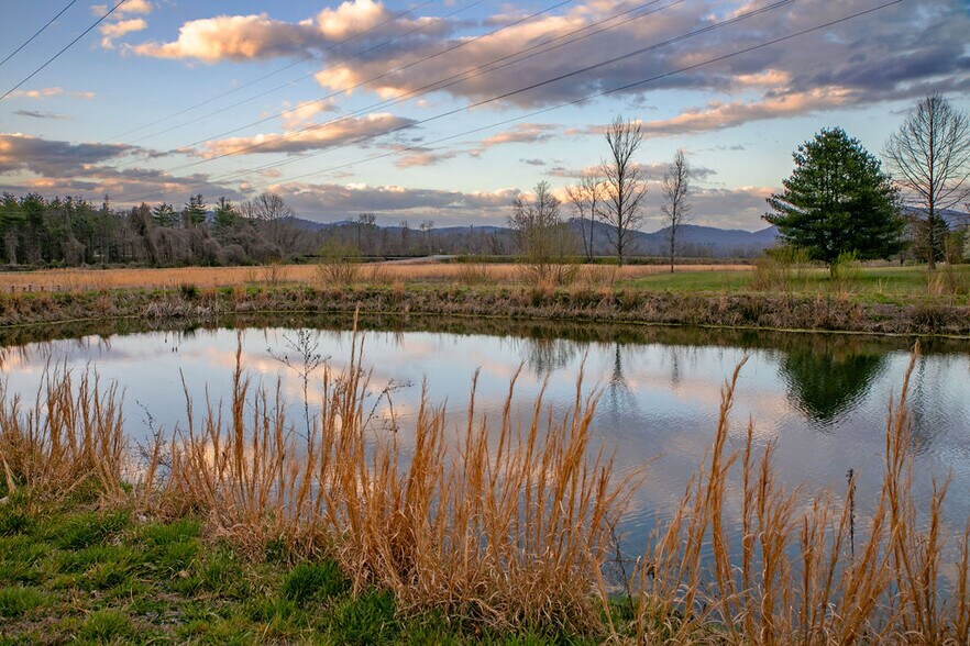 More Photos Of , Pisgah Forest Unknown For Sale