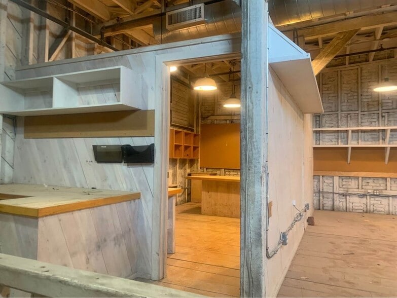 More Photos Of 2378-2390 McDonald Ave, Brooklyn Warehouse For Sale