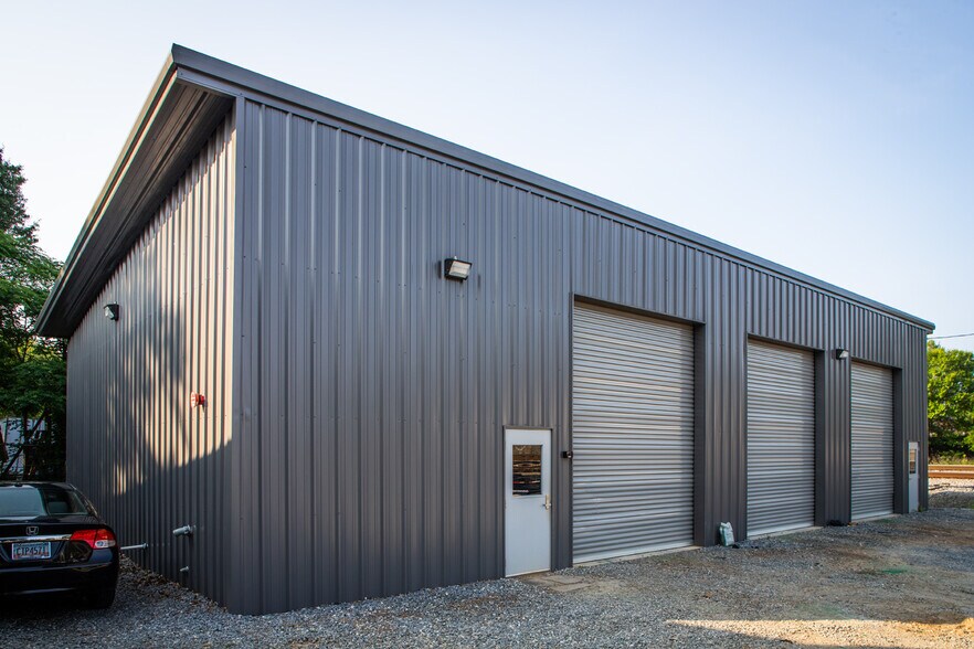 More Photos Of 1380 Spring St SE, Smyrna Warehouse For Sale