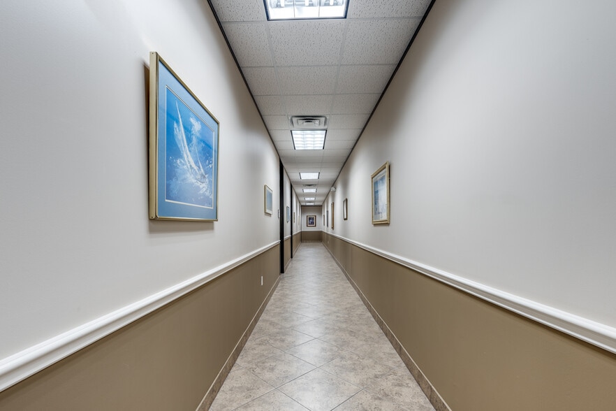 More Photos Of 14521 Old Katy Rd, Houston Unknown For Lease