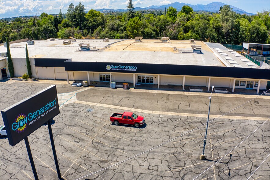 More Photos Of 2340 Athens Ave, Redding Unknown For Lease