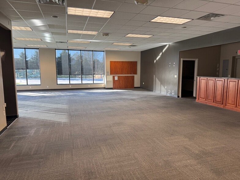 More Photos Of 23211 21 Mile Rd, Macomb Freestanding For Lease