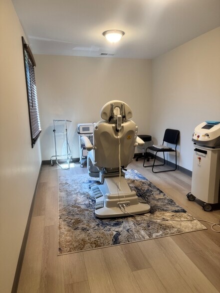More Photos Of 130 Dillon Dr, Spartanburg Medical For Lease
