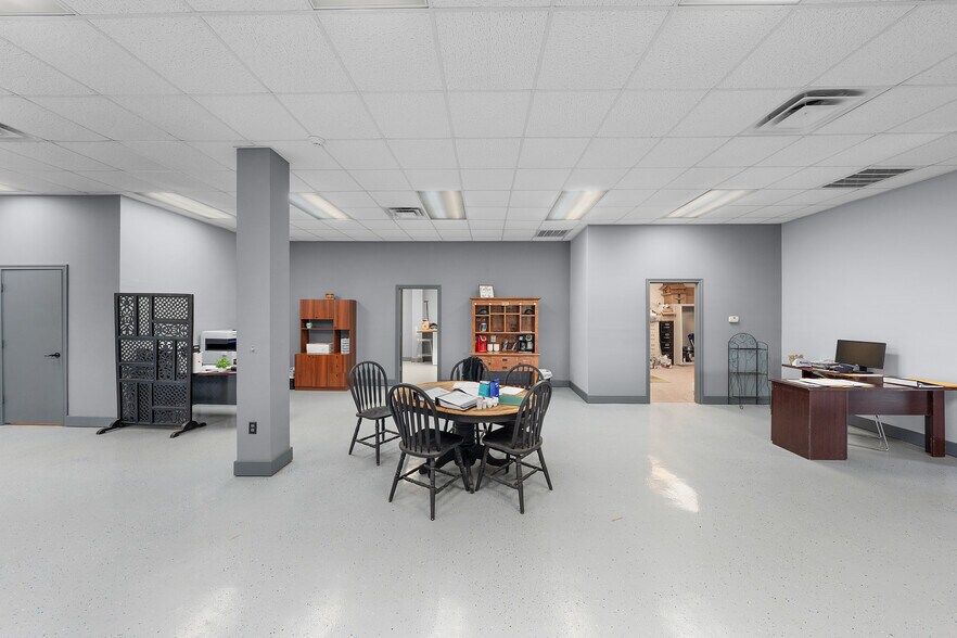 More Photos Of 14733 E State Hwy 11, Como Warehouse For Sale