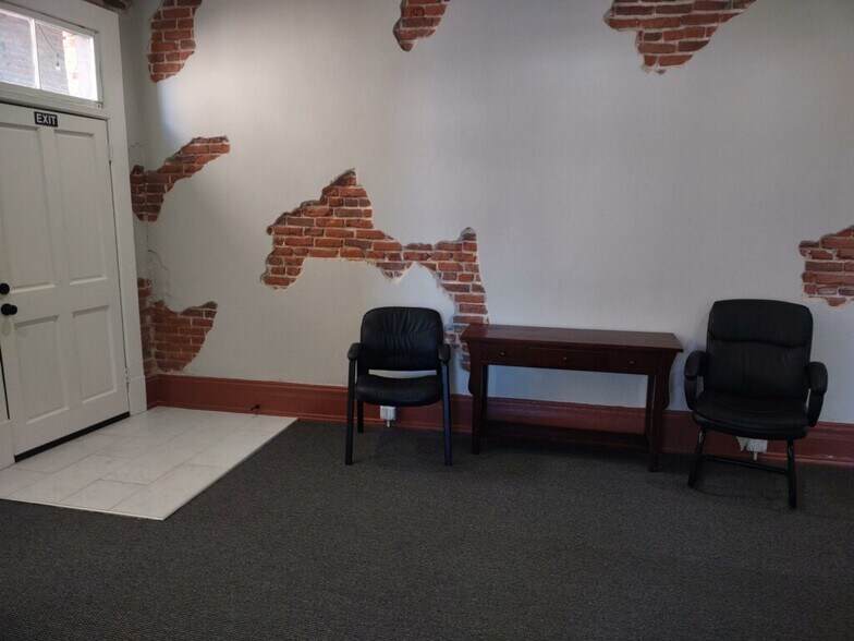 More Photos Of 8 Court St, Jackson Office For Lease