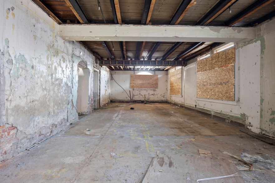 More Photos Of 104-112 Erie Blvd, Schenectady Land For Sale