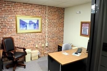 More Photos Of 185 High St, Clinton Office For Lease