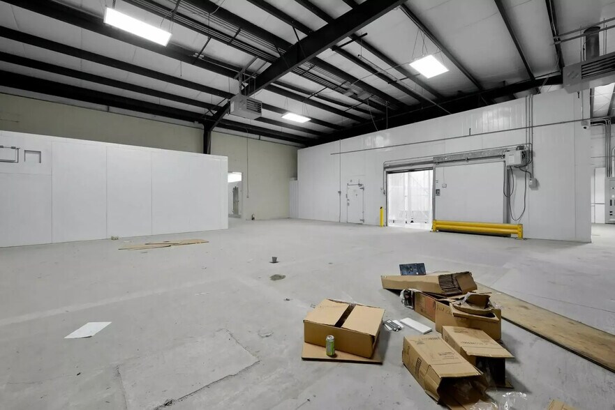 More Photos Of 501-515 S High St, Lancaster Food Processing For Sale