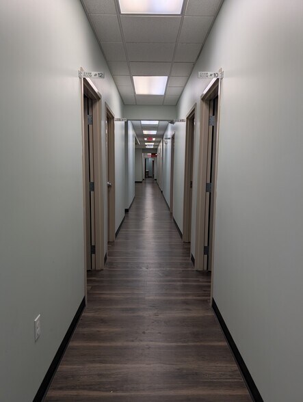 More Photos Of 57 Summit Dr, Corbin Medical For Lease